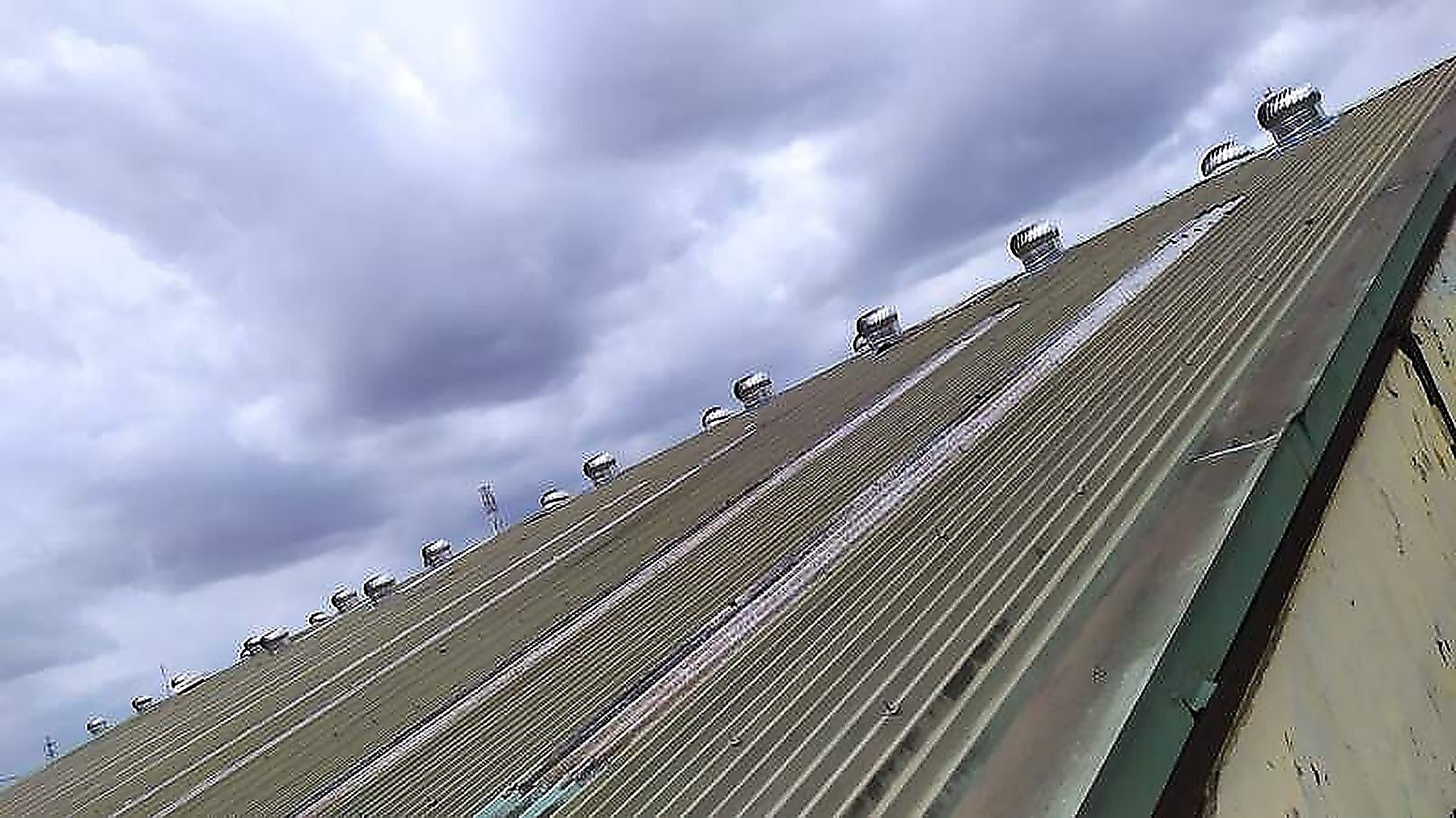 Industrial Roof Heat Extraction / Warehouse Wind Master — view 5